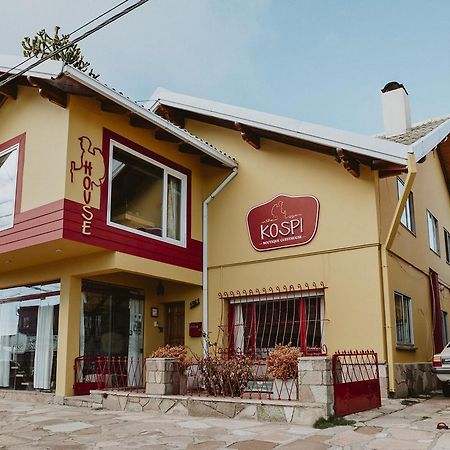 Kospi Boutique Guesthouse San Carlos de Bariloche Exterior photo